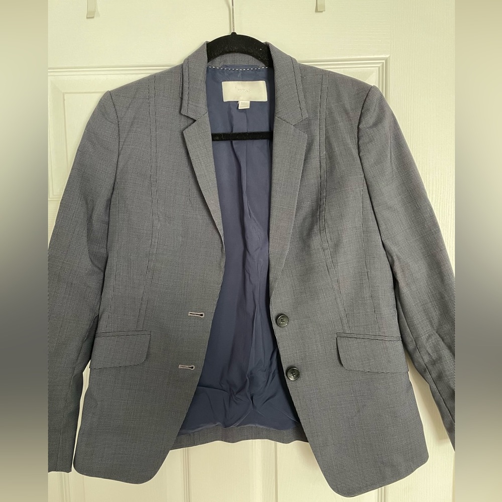 Grey Checked Print Size 4 Hugo Boss blazer
